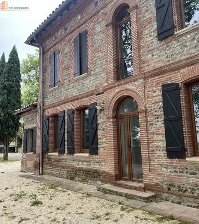 Studio à Merville