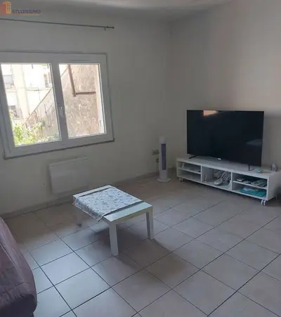 Studio à Pézenas