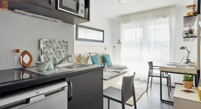 Studio à Cenon