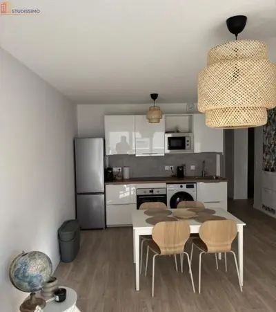 Studio à Cenon