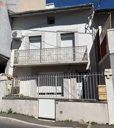 Studio à Béziers