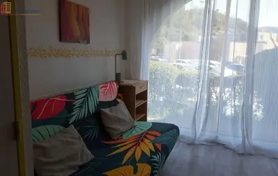 Studio à Combes