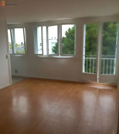 Studio à Saint-Cyr-sur-Loire