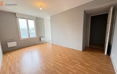 Studio à Tours