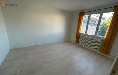 Studio à Tours