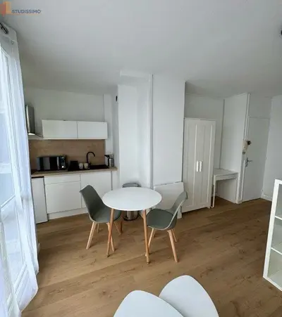 Studio à Tours