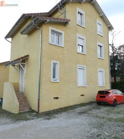Studio à Charvieu-Chavagneux