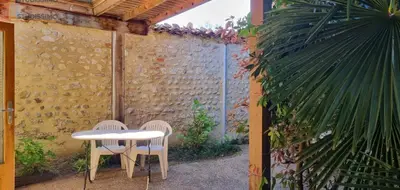 Studio à Chatte
