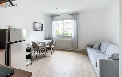 Studio à Fontaine