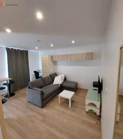 Studio à Fontaine