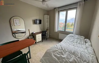 Studio à Fontaine