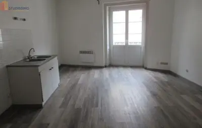 Studio à Poligny