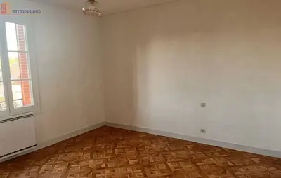 Studio à Salbris