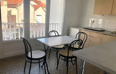 Studio à Le Coteau