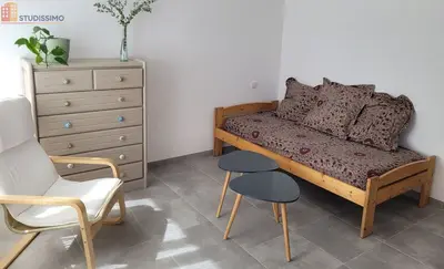 Studio à Mably