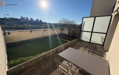 Studio à Saint-Priest-en-Jarez