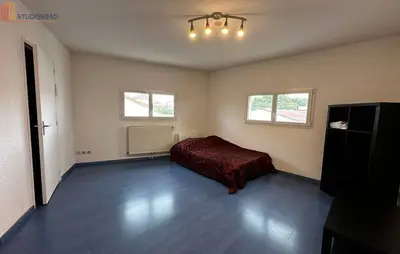 Studio à Mably