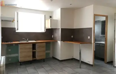 Studio à Corbeilles