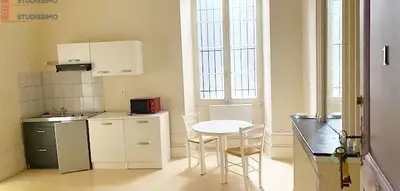 Studio à Aiguillon
