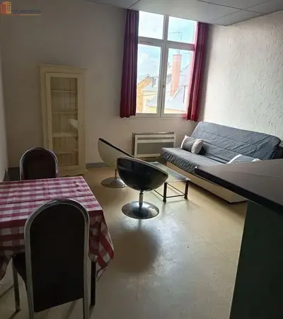 Studio à Pontorson