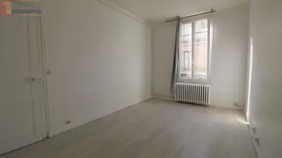 Studio à Reims