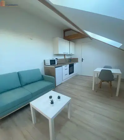 Studio à Reims