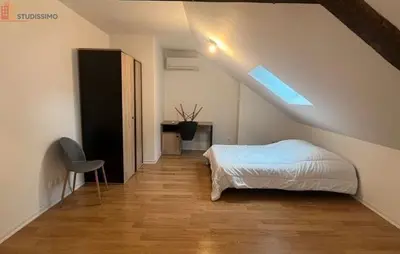 Studio à Reims