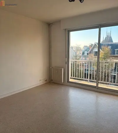 Studio à Reims