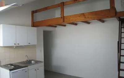 Studio à Reims