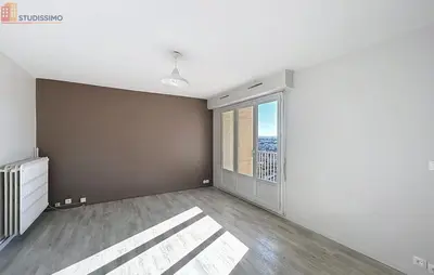 Studio à Reims