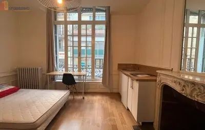 Studio à Reims
