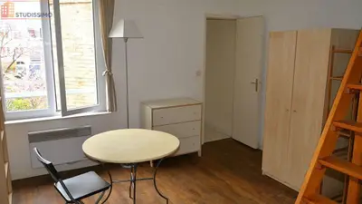 Studio à Reims