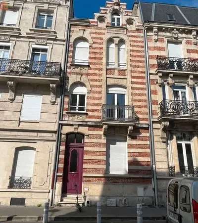 Studio à Reims