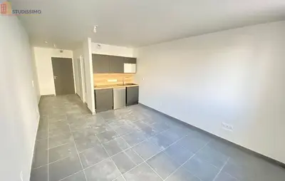 Studio à Reims
