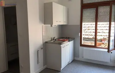 Studio à Reims