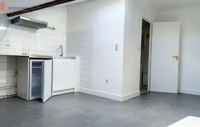 Studio à Reims