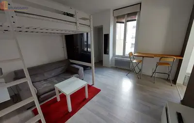 Studio à Reims