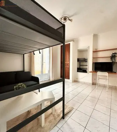 Studio à Reims
