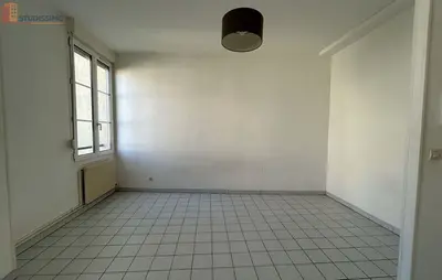 Studio à Reims