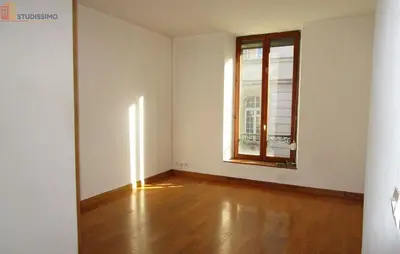 Studio à Reims