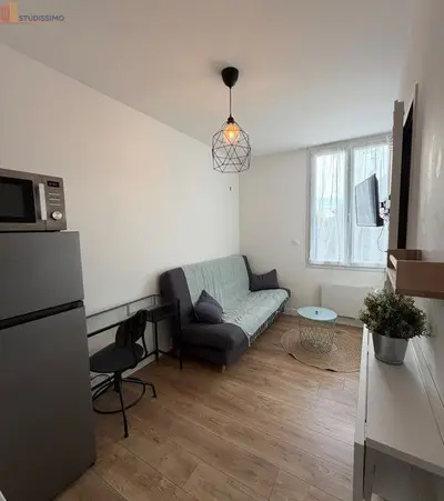 Studio à Reims