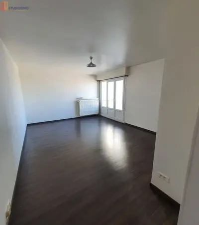 Studio à Reims