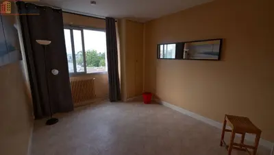 Studio à Reims