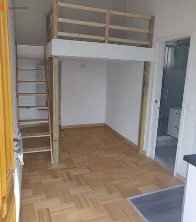 Studio à Reims