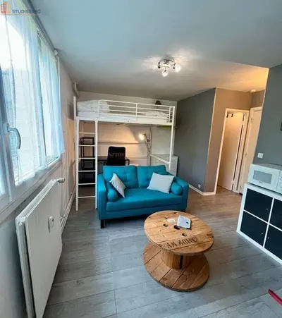 Studio à Reims