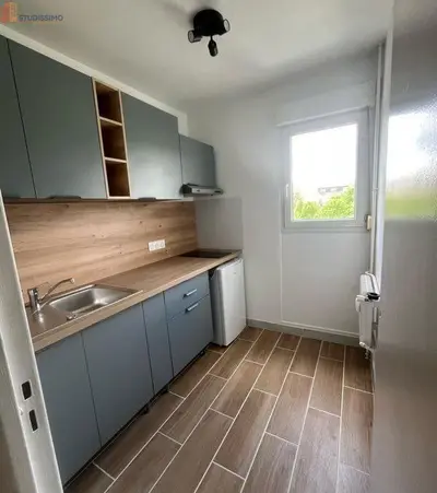 Studio à Reims