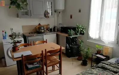 Studio à Reims