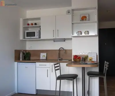 Studio à Laval