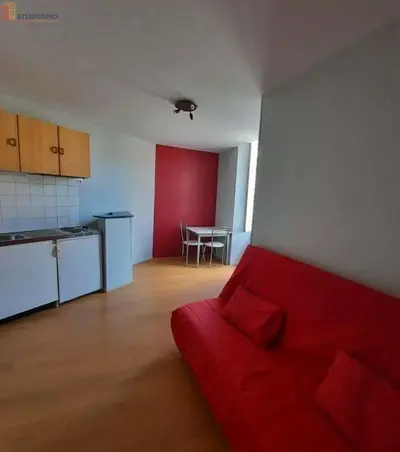 Studio à Laval