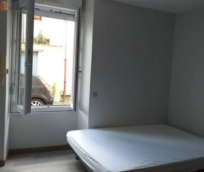 Studio à Laval